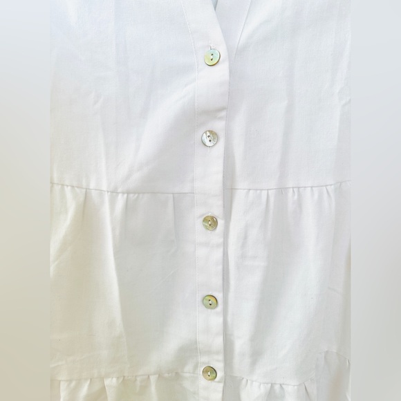 White collar dress w/ buttons - Picture 6 of 7